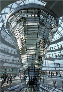 Lichtsäule des Reichstages